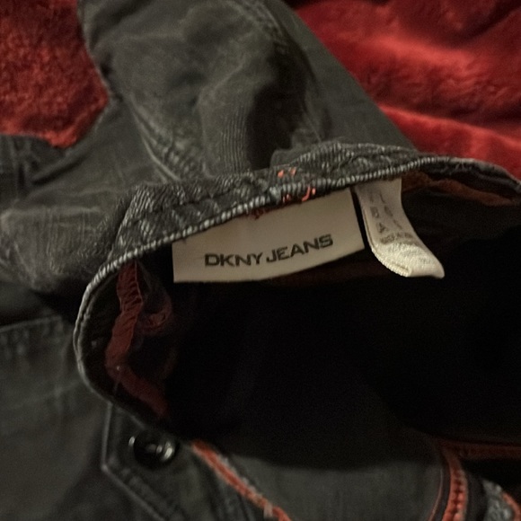 A Y2K a cute dark denim with pink lining - Picture 3 of 3